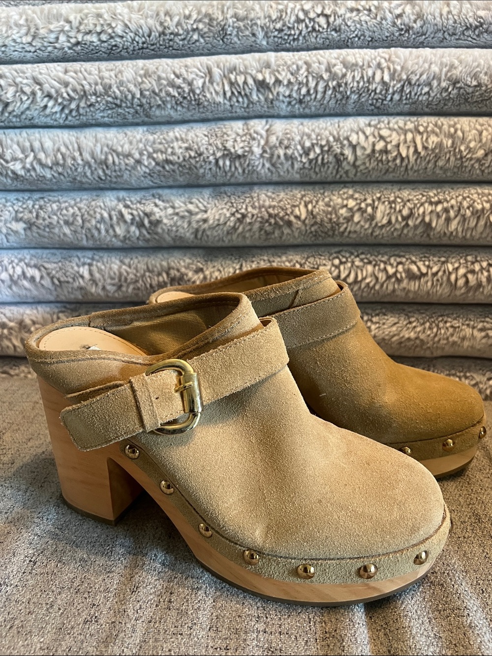 Steve Madden Tan Suede Clog Mules with Buckle Detail